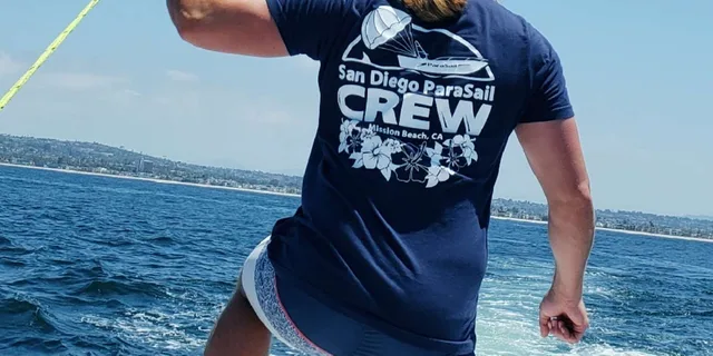 San Diego Parasailing Experience - Image 2