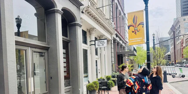 Louisville Misfits and Mayhem Walking Tour - Image 1