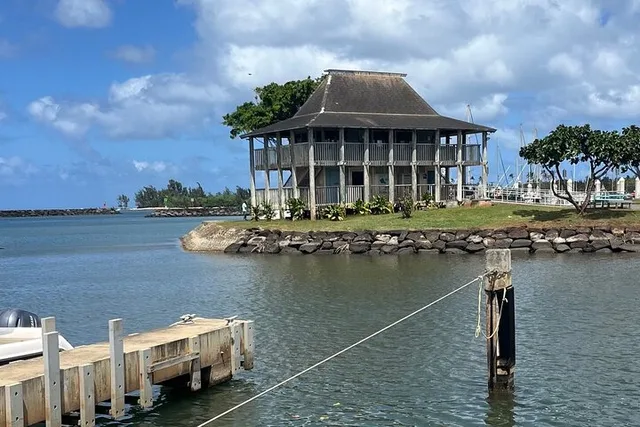 Haleiwa E-Bike Tour - Image 6