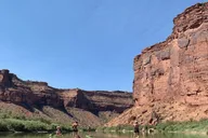 Moab Stand-Up Paddleboard Tour on the Colorado River thumbnail 1