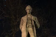 Chicago Ghost Investigation Tour in Lincoln Park thumbnail 4