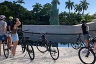 Miami Beach Bike Tour thumbnail 1