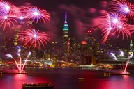 New York City Fireworks Cruise with Buffet & Drinks thumbnail 3