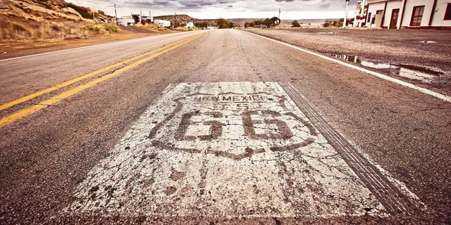 Oatman Route 66 Combo Tour 6 hr - Image 1