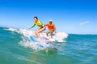 Waikiki Beach Surf Lesson thumbnail 5