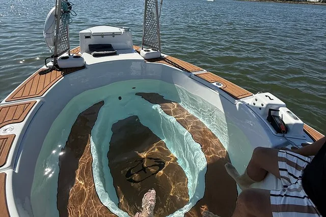 San Francisco Hot Tub Boat Rental 90 min - Image 5
