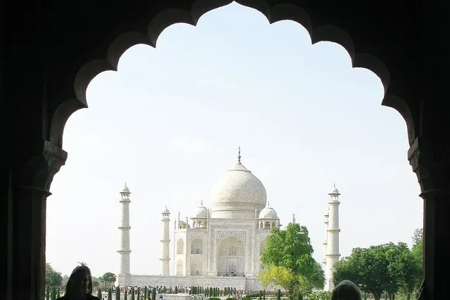 New York to India Guided Tour with Visa and Flight - Image 6
