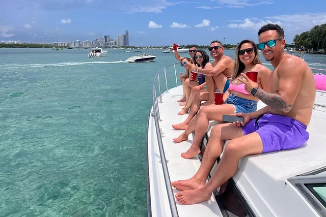 Miami Boat Rental with Captain at Sunset - Image 5