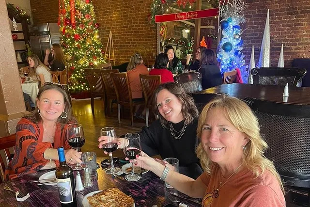 Fort Worth Holiday Food Tour in Sundance Square - Image 4