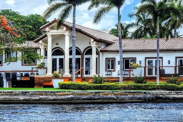 Fort Lauderdale Private Boat Rental - Image 4