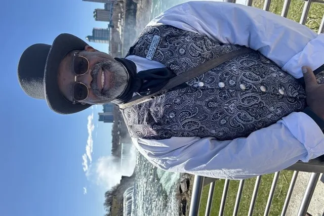 Niagara Falls Walking History Tour & Boat Ride - Image 5