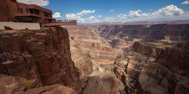 Las Vegas Grand Canyon Helicopter Tour with Eagle Point Landing - Image 1