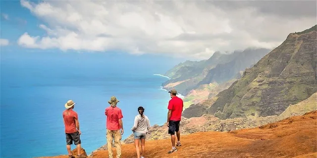 Kauai Hiking Adventure - Image 1