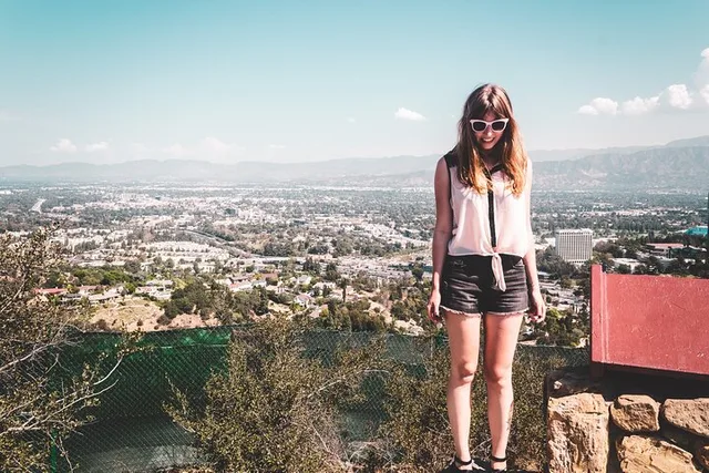 Los Angeles Mulholland Drive and Santa Monica Tour - Image 2