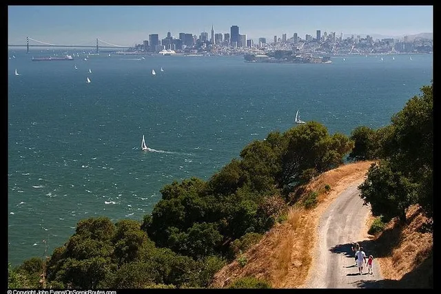 San Francisco Alcatraz and Golden Gate Bridge Tour - Image 3