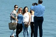 Chicago City Minibus Tour with Architecture Cruise Option thumbnail 4