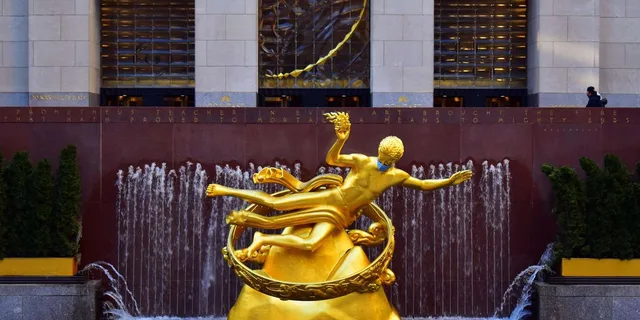 New York City Fifth Avenue Walking Tour - Image 4