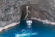 Kauai Nā Pali Coast Zodiac Raft Expedition thumbnail 4