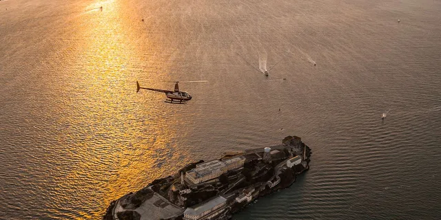 San Francisco Helicopter Tour Over Alcatraz - Image 5