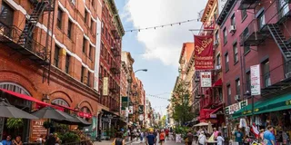 New York Mafia Walking Tour with NYPD Guide