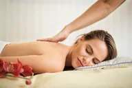 Honolulu Massage & Facial Combo 90 min thumbnail 5