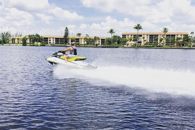 Fort Myers Beach Jetski Rental - Image 3