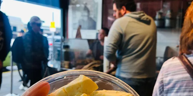 Seattle Pike Place Market Food Tour - Image 4