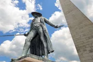 Boston History Walking Tour with USS Constitution and Cruise thumbnail 6