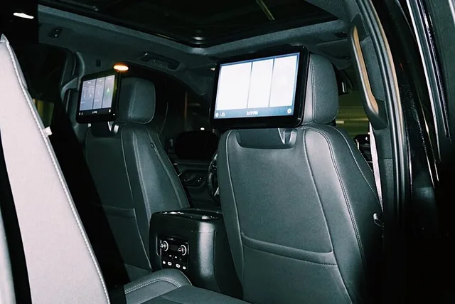 Atlanta Chauffeur Driven Transport by SUV - Image 3