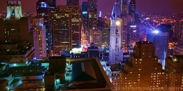 Philadelphia Open-Top Nighttime Bus Tour 1 hr 15 min - Image 6