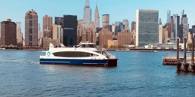 New York City Manhattan Tour by Air, Water, and Land - Image 4