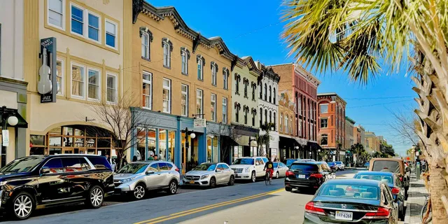 Savannah Historic District Food Tour - Image 2