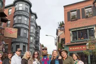 Boston Pizza, Beer, and Paul Revere Tour thumbnail 1