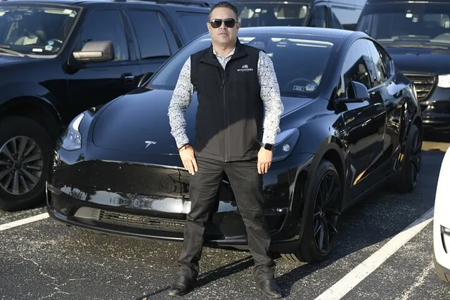 Orlando Airport to Port Canaveral Sedan Transfer - Image 1