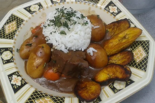New Orleans Food Tour in the French Quarter - Image 3