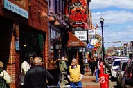 Nashville Walking Tour with Johnny Cash Museum Admission thumbnail 1