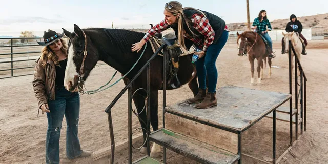 Las Vegas Desert Sunset Horseback Ride with BBQ Dinner - Image 3