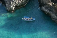 Kihei Molokini Snorkel and Sea Caves Tour 5.5 hr thumbnail 1