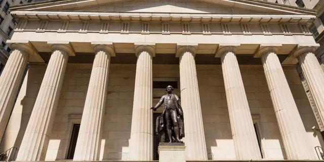 New York City Hamilton and the Founding Fathers Tour - Image 1