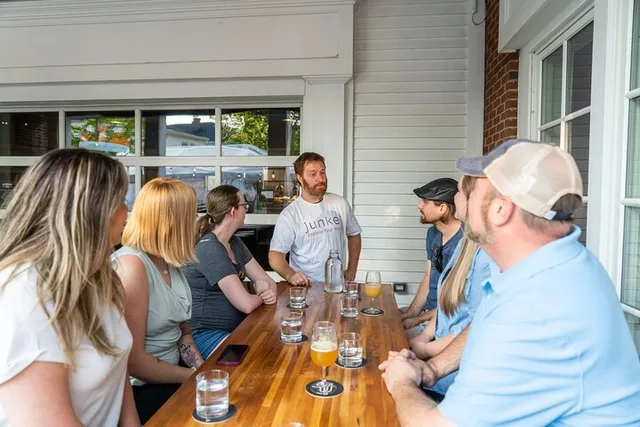 Seattle Brew Tour by Junket - Image 2