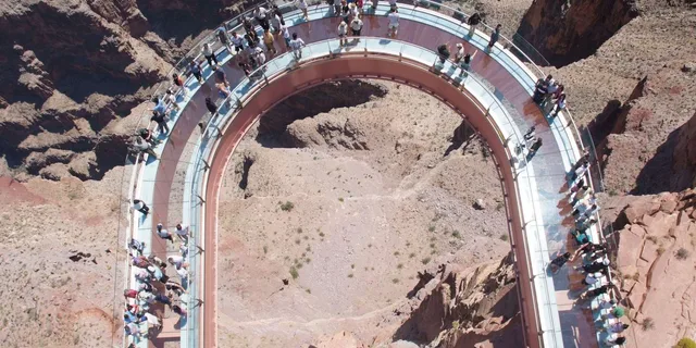 Las Vegas Grand Canyon West Rim Helicopter Tour - Image 2
