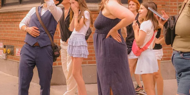 New York Taylor Swift Walking Tour - Image 3