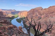 Moab Off-road Scenic Backcountry Tour at Sunset thumbnail 3