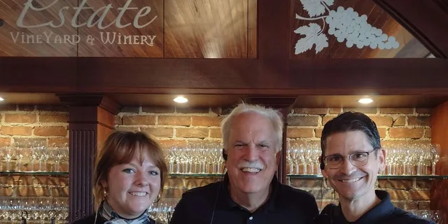 Traverse City Old Mission Peninsula Wine Tour - Image 6