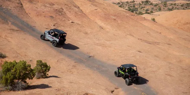 Moab Hell's Revenge Self-Driven UTV Tour - Image 6