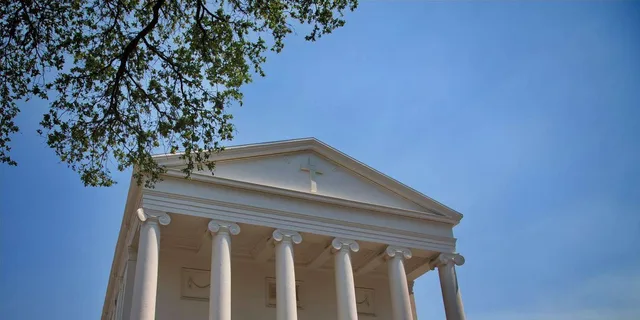 Savannah Christmas Walking Tour - Image 2