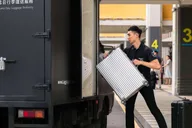 New York Luggage Delivery Service thumbnail 2