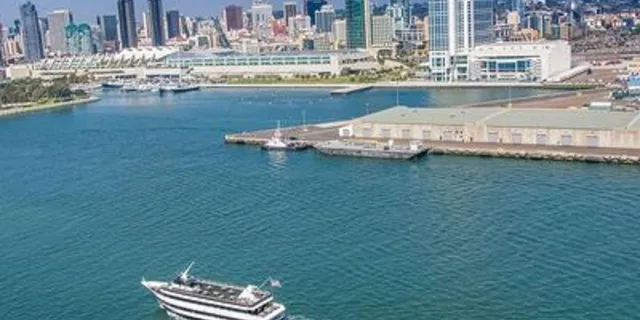 San Diego City Tour with USS Midway from Los Angeles - Image 3