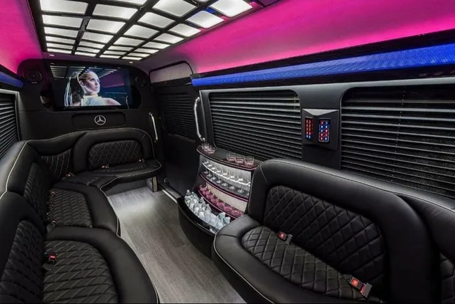 Fort Lauderdale Private Party Bus - Image 1