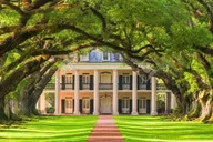 New Orleans Plantation Tour: Oak Alley & Laura thumbnail 1